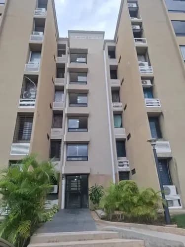 Apartamento Dúplex En Venta Res. Valle Topacio, San Diego. Gerardo