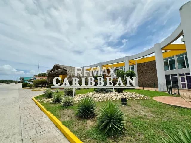 EN VENTA TOWNHOUSE EN EL CONJUNTO RESIDENCIAL CARIBBEAN SUITE UN LIENZO LISTO PARA QUE CONTRUYAS TUS SUEÑOS, CON SALIDA AL MAR.