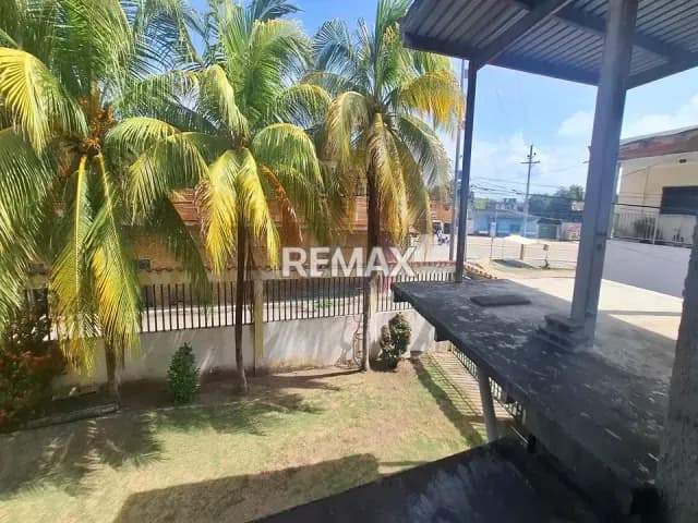 VENDE TERRENO DE 574 CON BIENHECHURIA, CHICHIRIVICHE