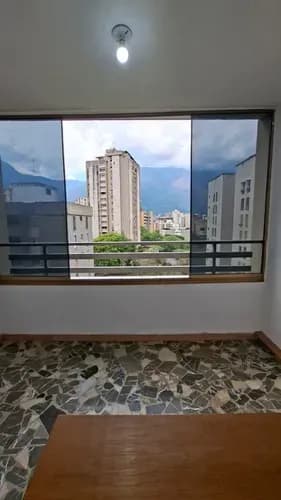 Apartamento Semi Amoblado En Alquilar En La Urbina