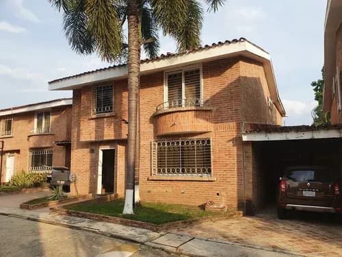 Ev, Bello Th En Alquiler En Guataparo. Conj. Los Aleros, 329035