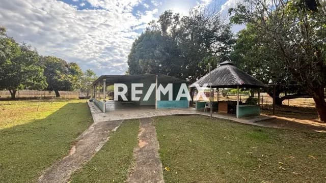 SE VENDE MINI-FINCA DE 7849,22 m2 EN SABANA DEL MEDIO BARRERA