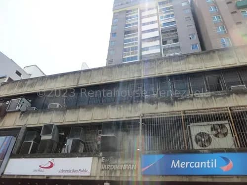 Yb Se Vende Amplia Oficina En La Candelaria 181,2