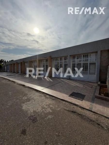 APARTAMENTO EN ALQUILER URB COROMOTO ZONA SUR SAN FRCO