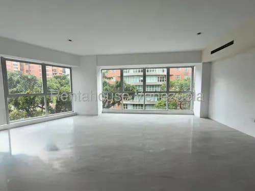 Ip Vendo Apartamento En El Rosal Con Un Modelo Elegante, Grandes Ventanales Y Mucha Iluminación 26-19593 Yf