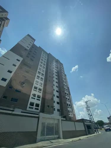 Vende Fabuloso Apartamento Totalmente Remodelado Ubicado En Urb Base Aragua Res San Gabriel Ii. 013jsc
