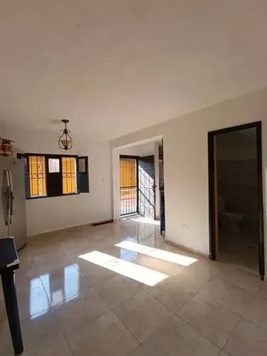 Michelle Vende Townhouse De Esquina En Terrazas De San Diego Country Rg-s 326