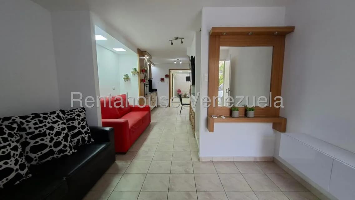 Casa en venta - $75k