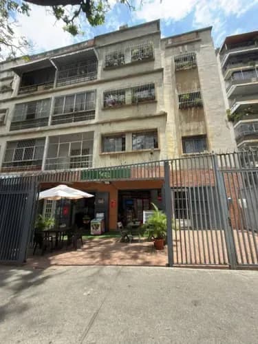 Loca En Venta - San Bernardino - 23 M2 - Gsd