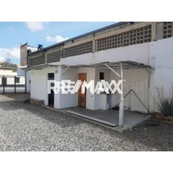 VENDO TERRENO PROPIO, CARRERA 19.BARQUISIMETO