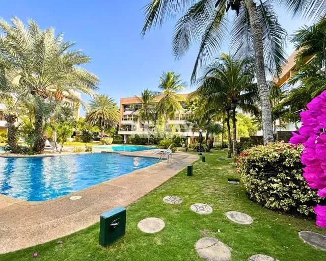ESPACIOSO APARTAMENTO EN EL HERMOSO CONJUNTO LOMA REAL, PLAYA MORENO, ISLA DE MARGARITA