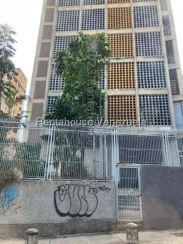 Comercial (Oficina) en Alquiler en Los Caobos, Distrito Metropolitano