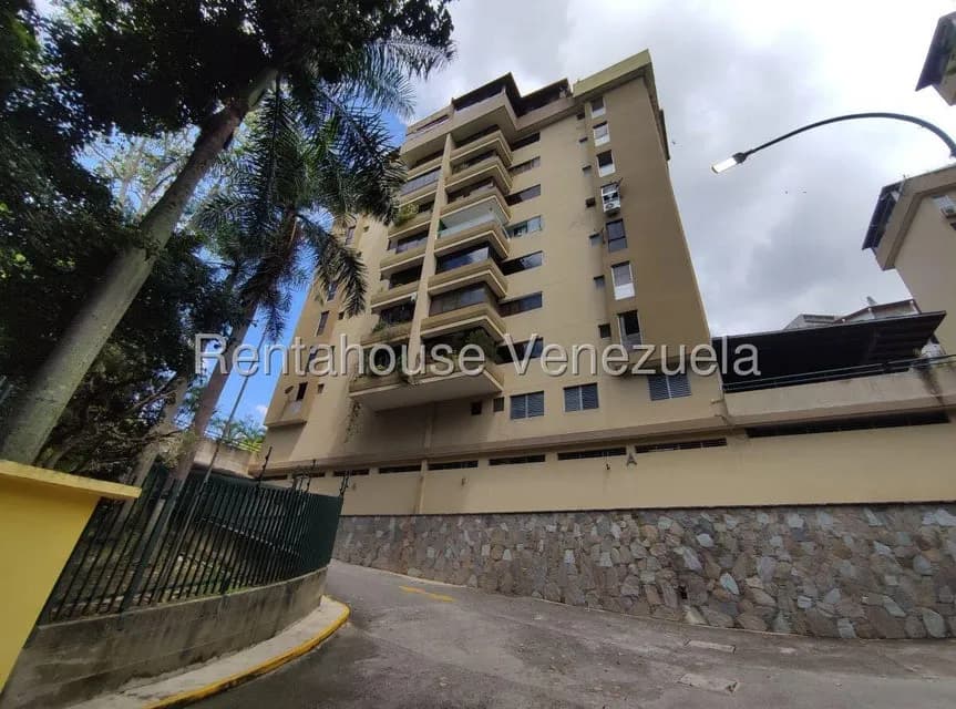 Apartamento (1 Nivel) en Venta en Las Esmeraldas, Distrito Metropolitano
