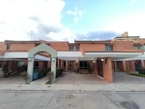 Se Vende Townhouse En Mañongo Res. Bonaventure Home, Naguanagua Planta 100 C A