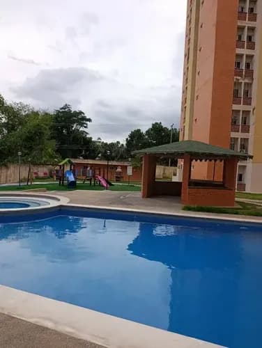 Venta De Apartamento En Residencias Doral Country De Oportunidad Con Pozo Lm