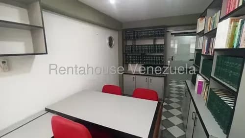 Dennymar, Cómoda Oficina Remodelada En Alquiler En Centro De Barquisimeto, Ideal Para Abogados Y Profesionales. 2ba7062