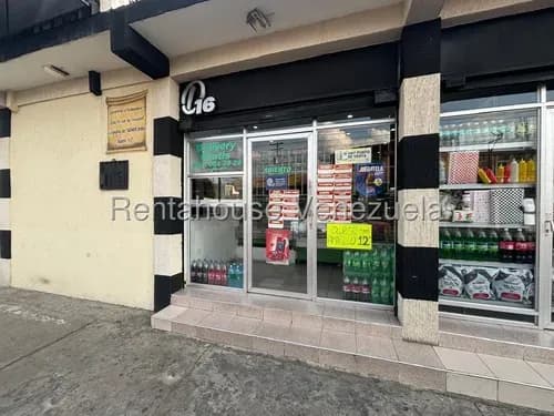 Diana Blanco Te Ofrece Excelente Local Comercial Al Oeste De Barquisimeto, Garantiza Máxima Visibilidad Y Alto Flujo Peatonal Y Vehicular,