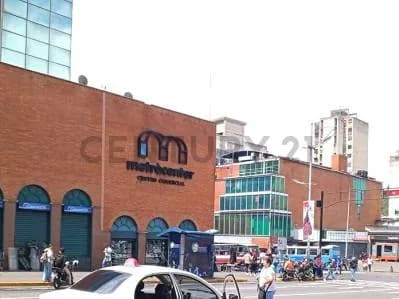 Tu negocio en el centro comercial MetroCenter, municipio Libertador
