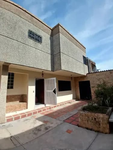 Aparto Quinta En Venta En Naguanagua Villas Urupagua
