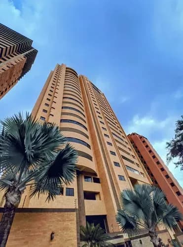 Apartamento De Lujo En Venta Res Gran Benescola Urb Trigaleña A Lta Jc-lp