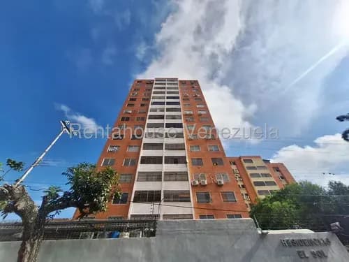 Apartamento De 83m² Para Acondicionar Al Este: 3 Hab, Estacionamiento Techado Y Parque Infantil @eloisabermudez.rah