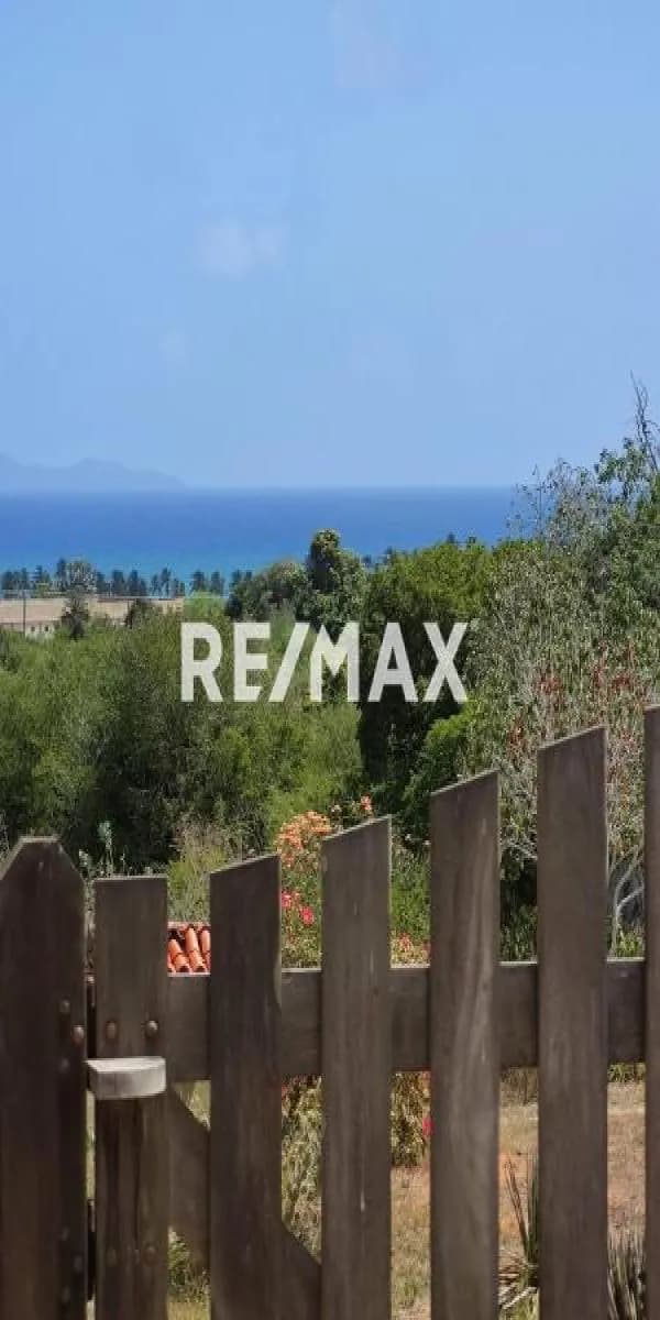 Terreno con vista al mar en La Mira a 5 minutos de Playa El Agua
