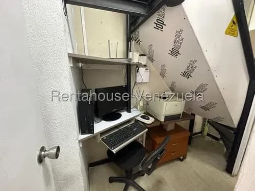Local En Alquiler - San Agustin - Andreina Castro - Mls#26-19375