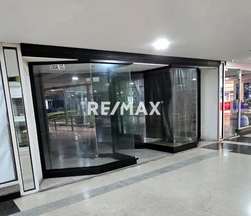 Local en venta en C.C. Shopping Center