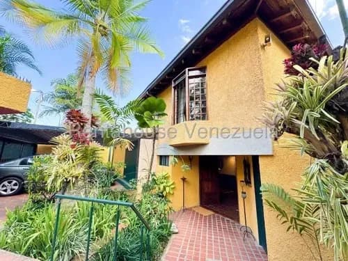 Casa Comercial ( 2 Niveles / Ideal Para Proyecto Gastronomico ) Venta Los Palos Grandes ( Al Lado Del Rest. Reverie ) Mls - 26-15225