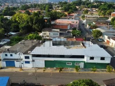 Galpón Comercial y Residencial