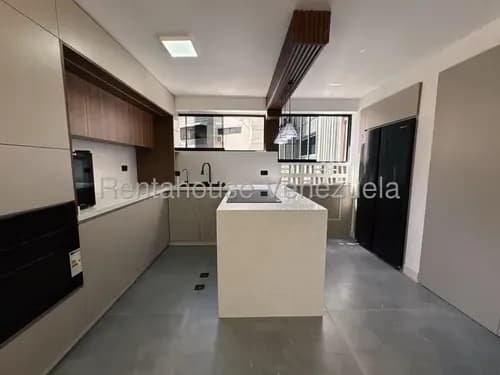 Exclusivo Apartamento De 97.99 M2 En Venta, Ubicado En El Boulevard De El Cafetal