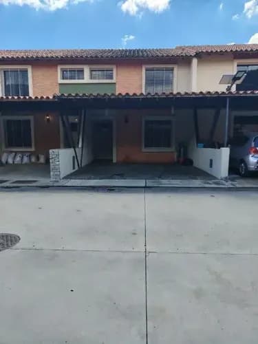 Townhouse San Diego Conjunto Residencial San Miguel Arcangel