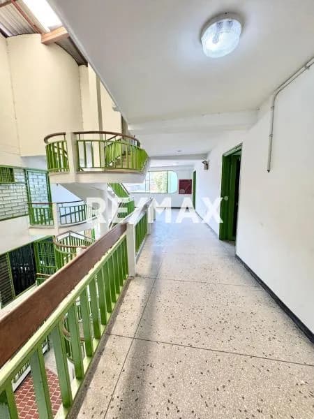 SE ALQUILA APARTAMENTO EN EDIFICIO VILLA DEL MAR A-10