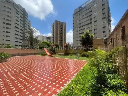 Ad Lindo Apartamento En Venta En Lomas De Prados Del Este #24-12839