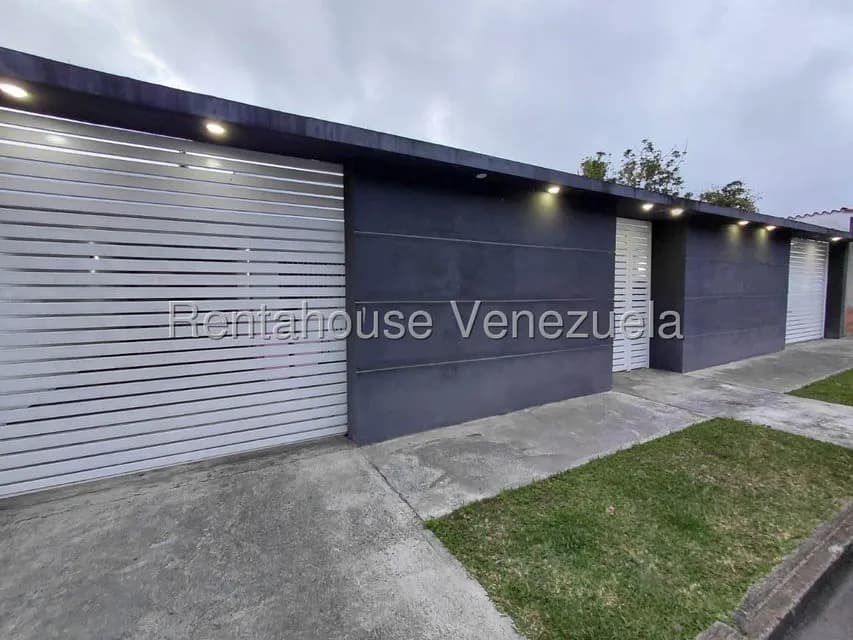 Casa (Duplex) en Venta en Los Castores, Miranda