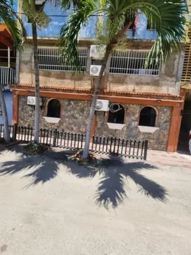 Carolina Romero Alquila Apartamento En Urb. Colinas De Valle Seco, Puerto Cabello Ela-374. Sólo Clientes