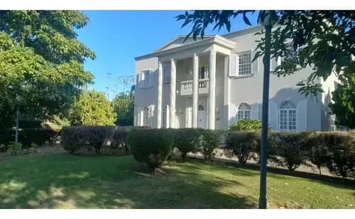 Se Vende Casa 900m2 La Lagunita 0678