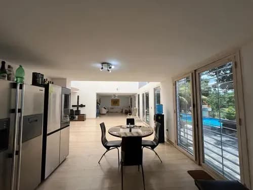 Se Vende Exclusiva Casa En Las Morochas De 3.300 M2 De Terreno. Hermosa Quinta De 2 Niveles 5 Habitaciones 7 Baños Más De 10 Estacionamientos. An
