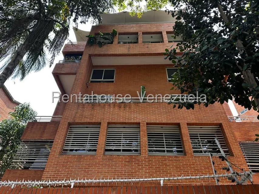 Apartamento (Duplex) en Alquiler en Los Naranjos de Las Mercedes, Distrito Metropolitano