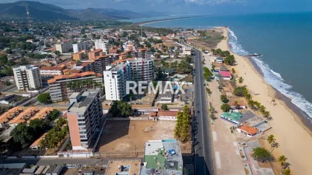 SE VENDE TERRENO PUERTO PIRITU FRENTE AL MAR