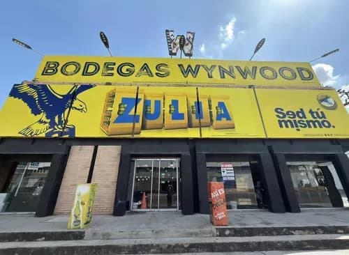 Bodegón Winwood En Venta Av. Michelena Valencia 581 Mts2 F. R