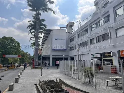 Sm Oficina En Venta En Los Chaguaramos 26-21935 Yf
