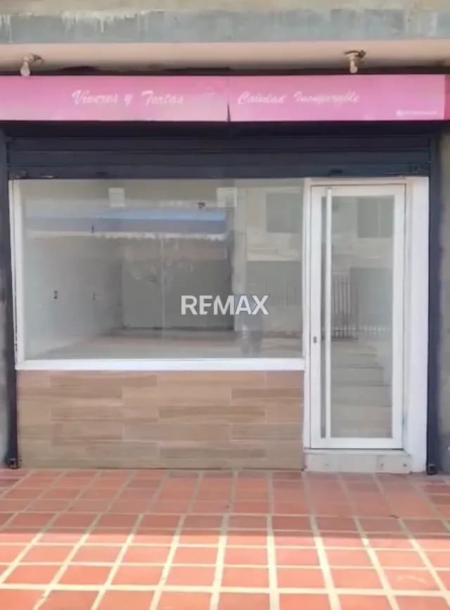 Local en San Francisco, Avenida 40. En Alquiler