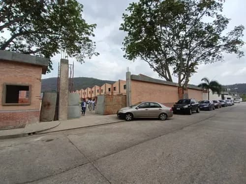 Sg_p1 Town House A La Venta
