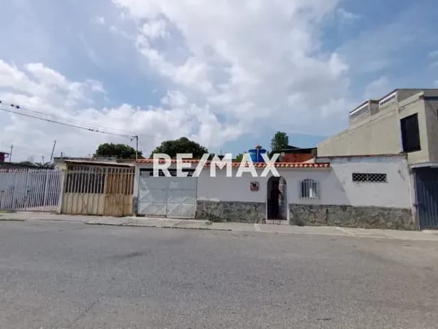 Casa - Local Comercial
