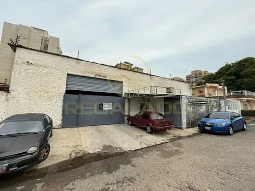 Egv-120 Zona Norte Galpón Avenida 7 Sector Santa Rita