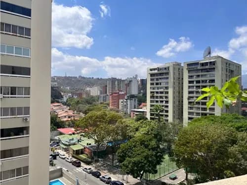 Venta De Apartamento En Santa Fe. Vista-calle Cerrada