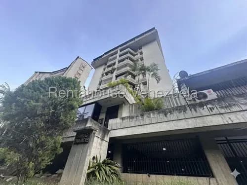 Espectacular Pent-house De 217 M2 Habitables, Complementado Por 160 M2 De Terraza, Redefine El Concepto De Exclusividad Con Su Ingreso A Través De Ascensor Privado