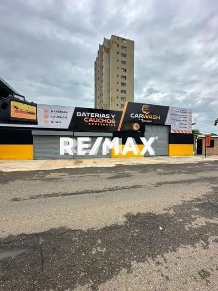 Local comercial Av.9B