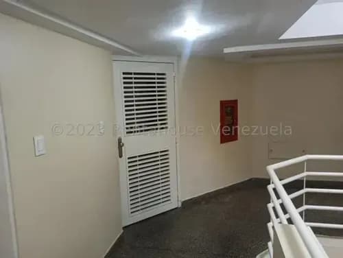 Campo Alegre, Vendo Amplio Pent House, 210.04 Mts2
